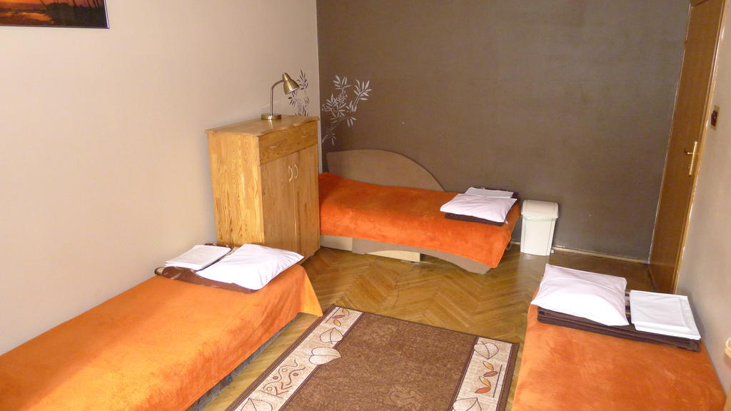 Cityhostel Βαρσοβία Δωμάτιο φωτογραφία